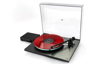 Der Rega Planar 3 RS Edition kommt an